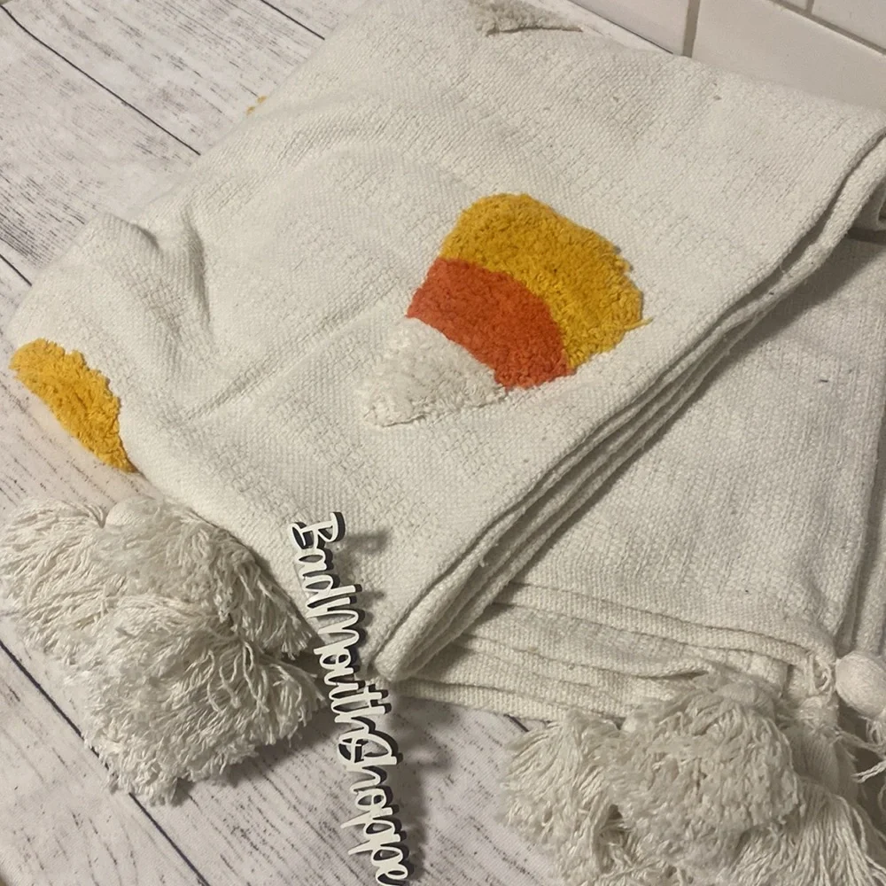 Rachel Zoe Candy Corn Viral Halloween Throw Blanket